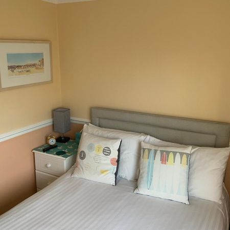 Green Apple Bed And Breakfast St Ives Exteriör bild