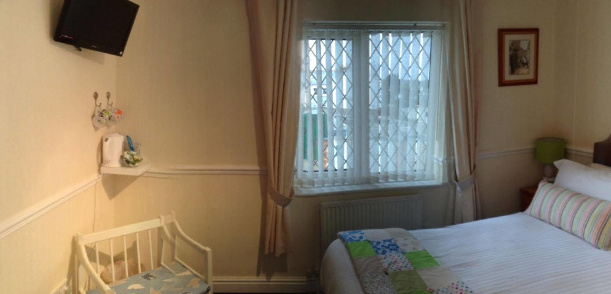 Green Apple Bed And Breakfast St Ives Exteriör bild